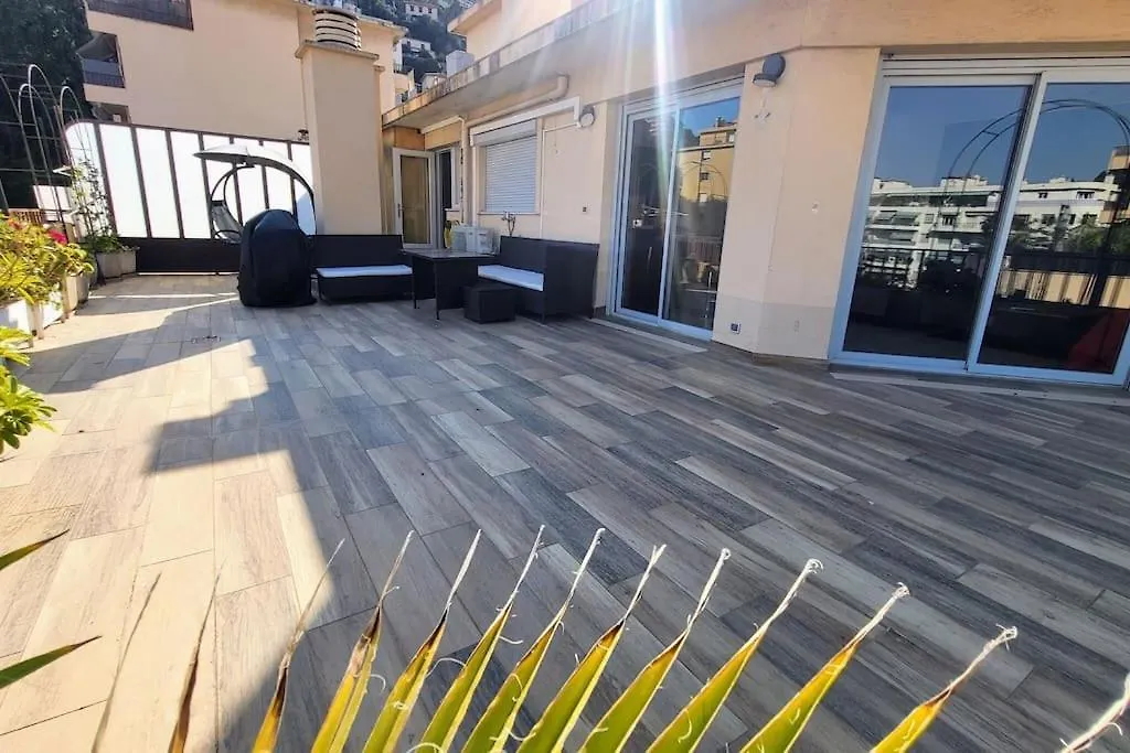 Romantic 1Br Escape With Sun-Rooftop Terrace Nice