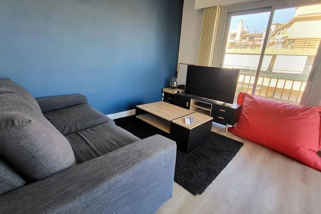 Romantic 1Br Escape With Sun-Rooftop Terrace Nice Apartment