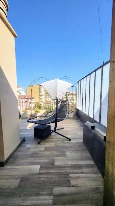 Romantic 1Br Escape With Sun-Rooftop Terrace Nice Apartment