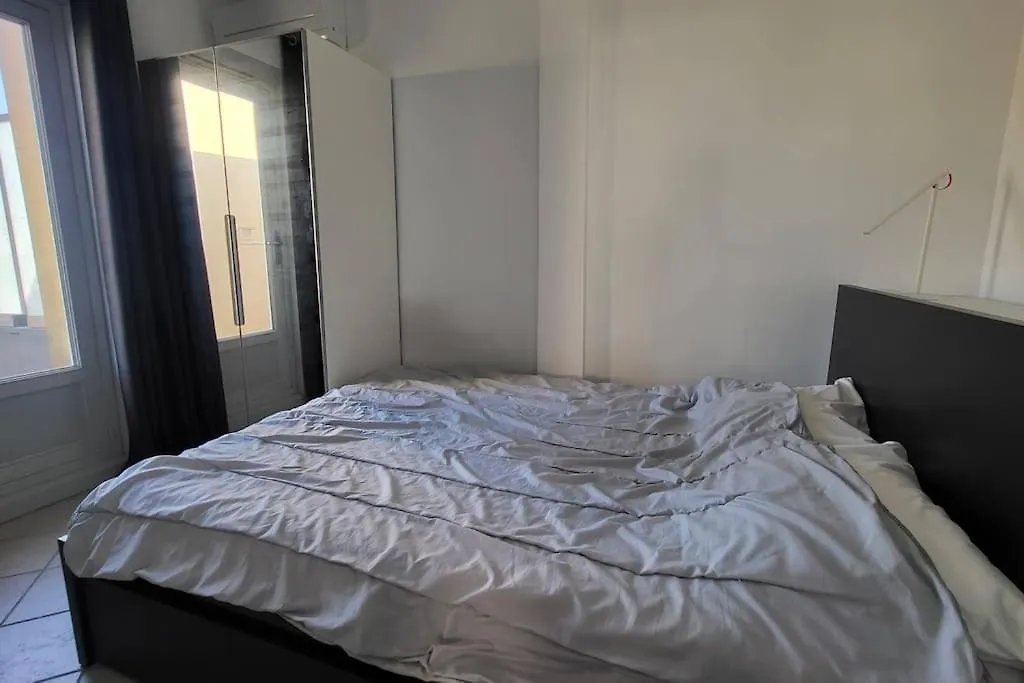 Romantic 1Br Escape With Sun-Rooftop Terrace Nice 0*,